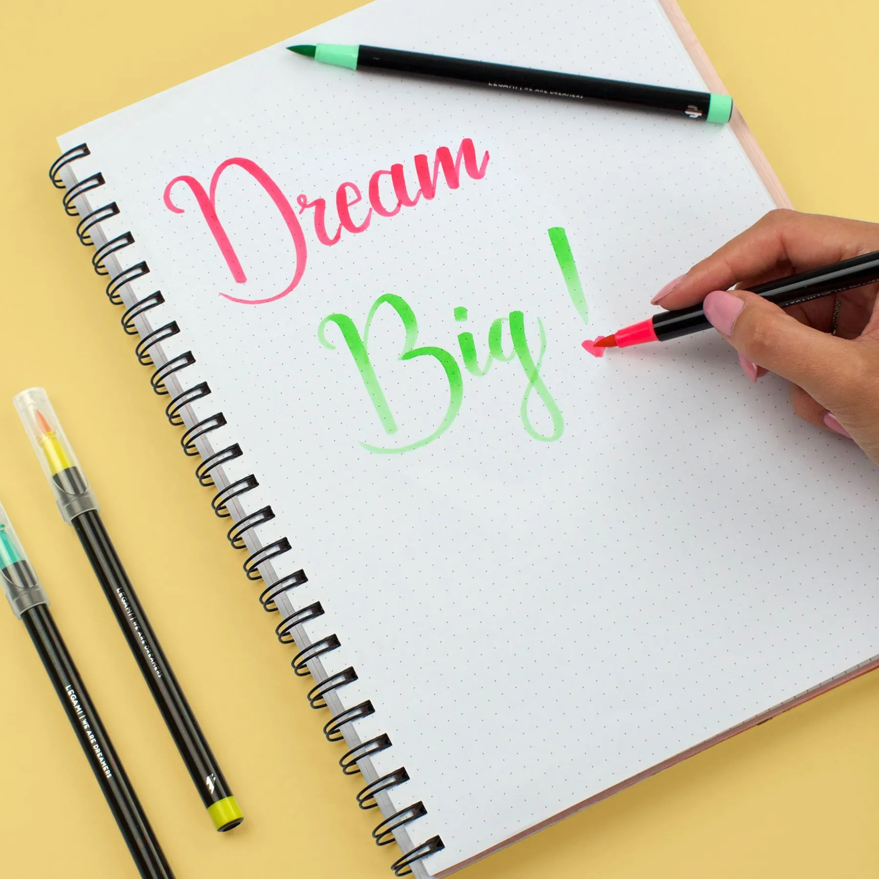 Legami Textmarker Und Filzstifte*Set mit 12 Filzstiften mit Pinselspitze - Brush Markers